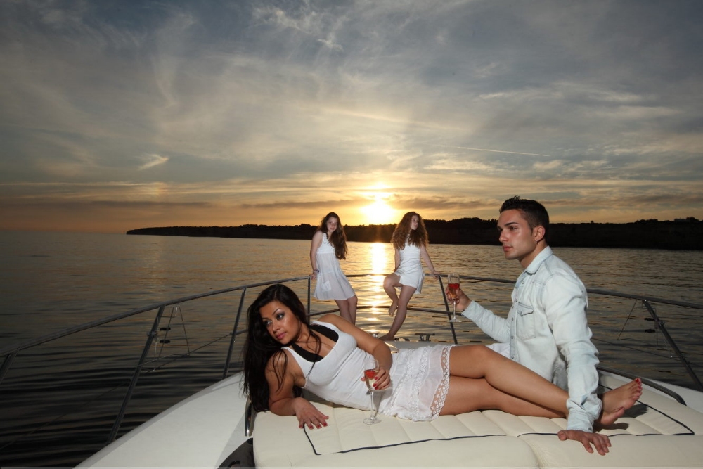 Luxury Sunset Cruise - Yacht Hire Algarve